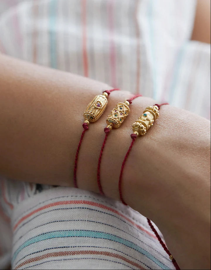 Rakhi My Queen Red Thread Bracelet