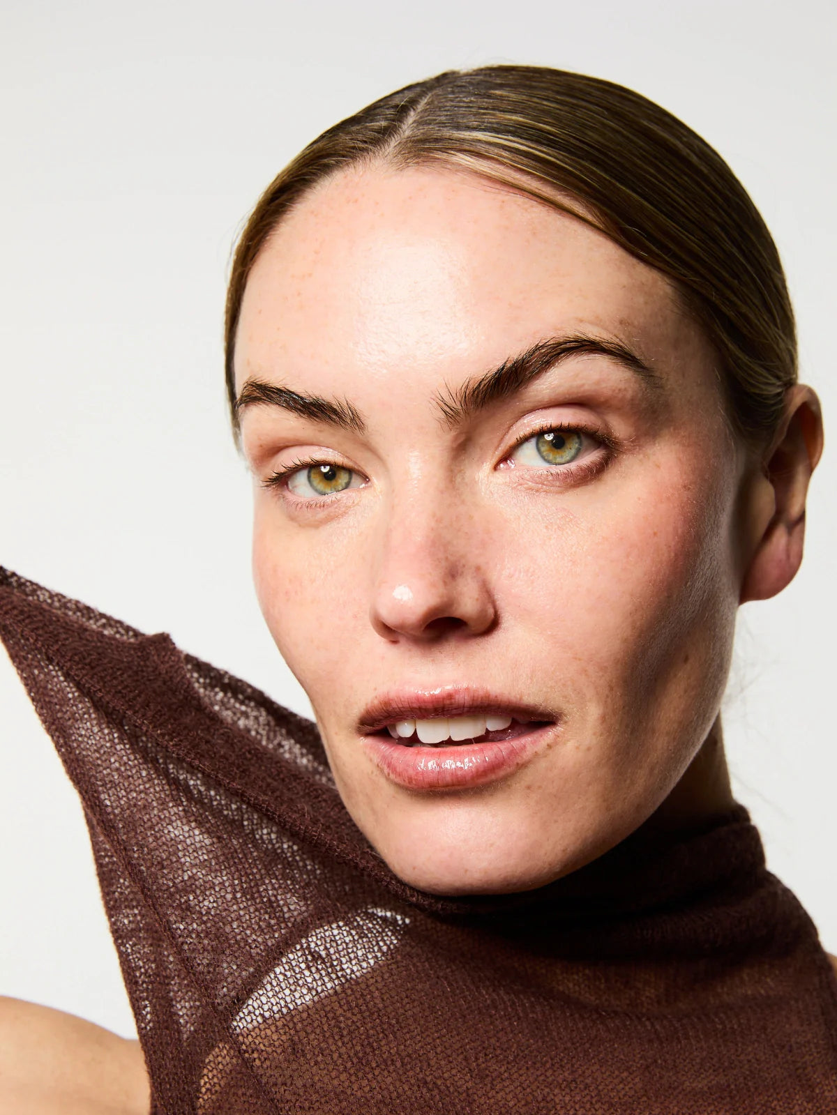 Plumping Lip Serum SPF30 + Peptides Light Brown