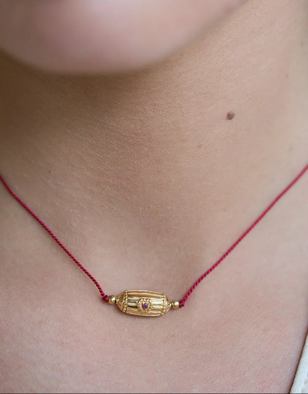 Rakhi My Love Red Thread Choker