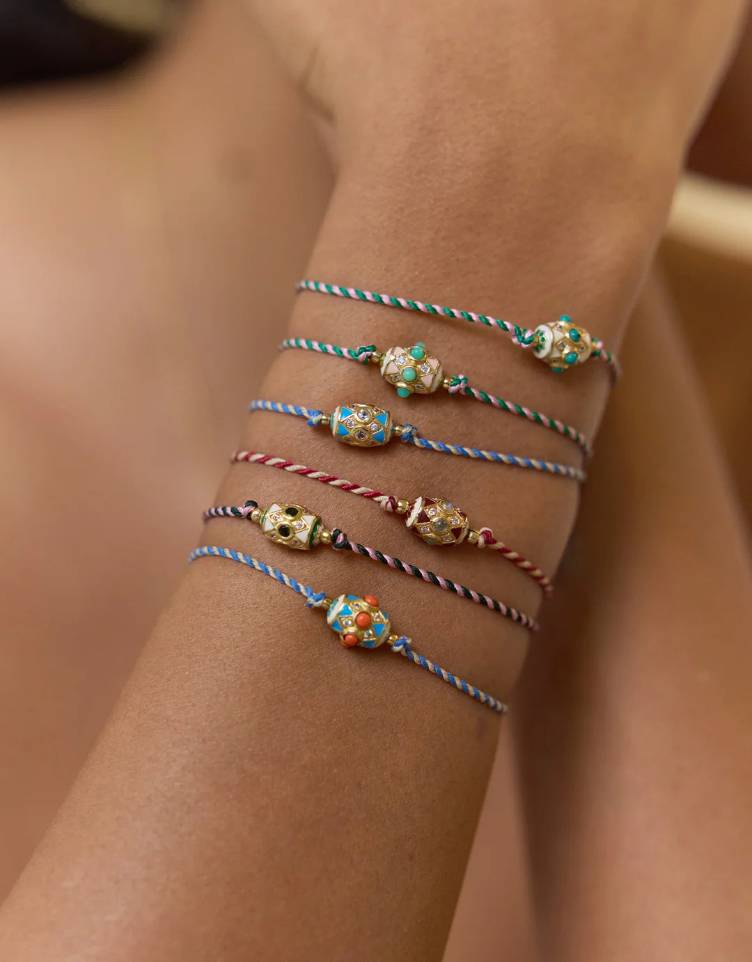 Trinidad Bicolor Thread Bracelet
