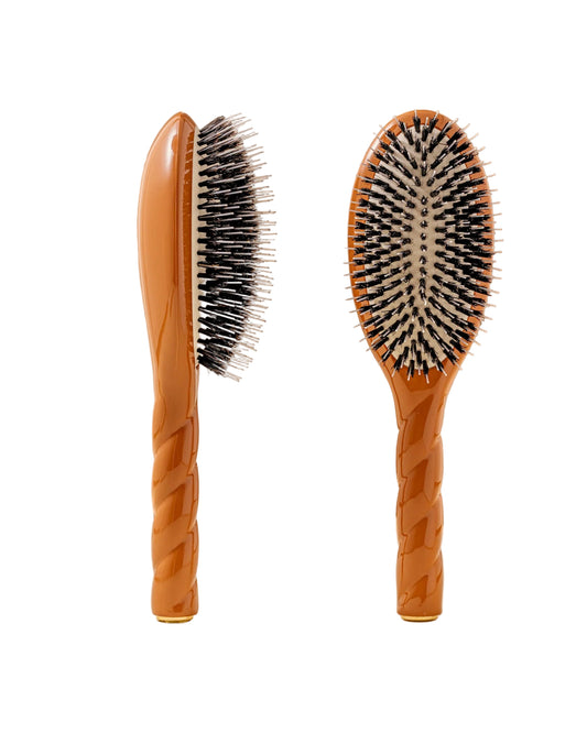 N.01 The Universal Hairbrush Brown