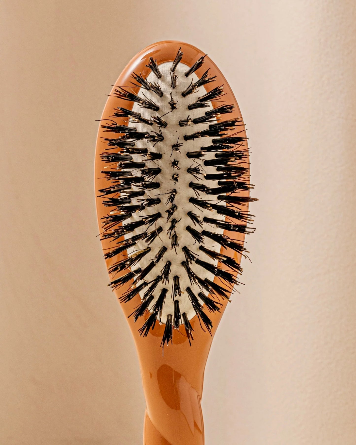 N.01 The Universal Hairbrush Brown