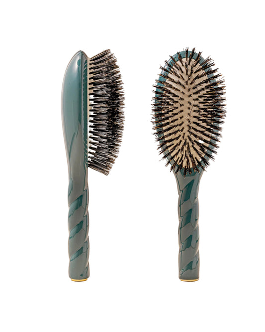 N.01 The Universal Hairbrush Blue