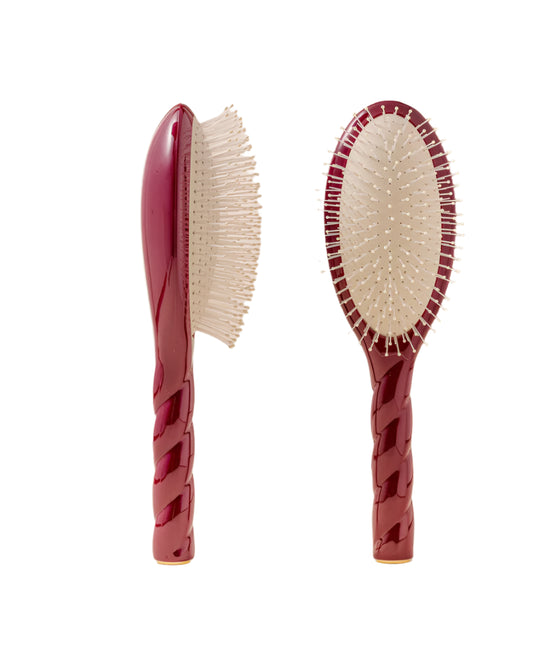 N.04 The Miracle Detangling & Massaging Brush Cherry Red