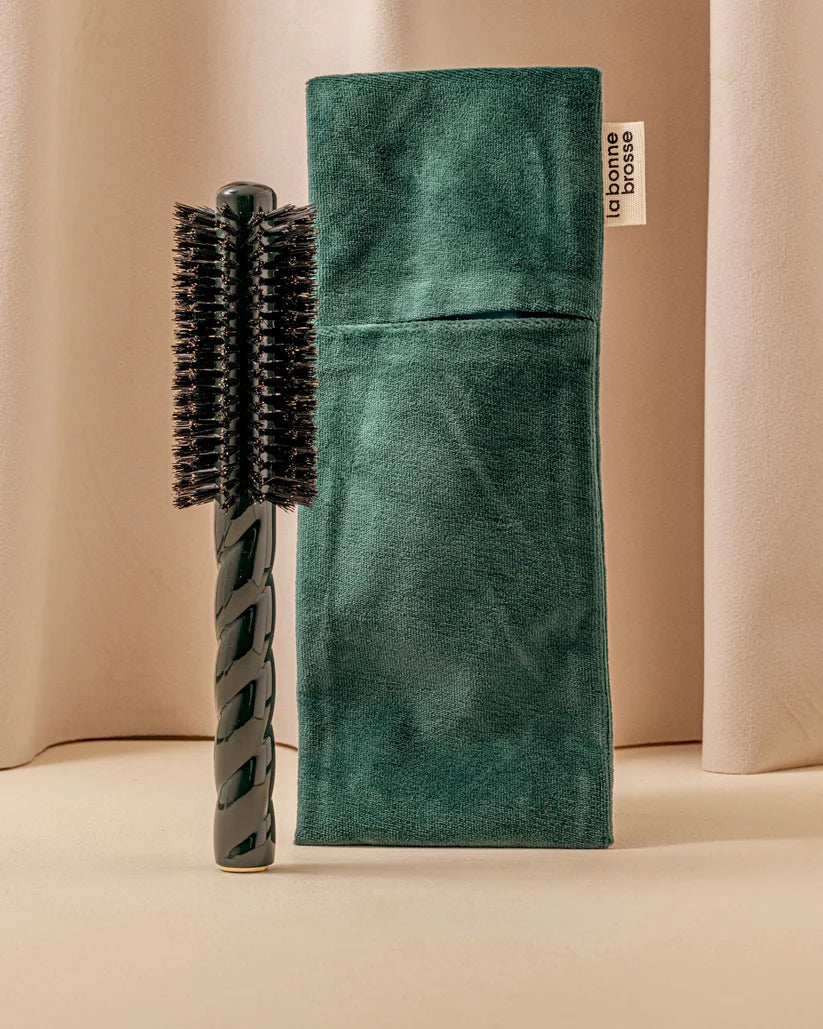 N.05 The Round Volume & Style Brush Emerald Green