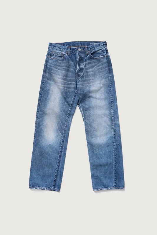 116 Standard Jeans