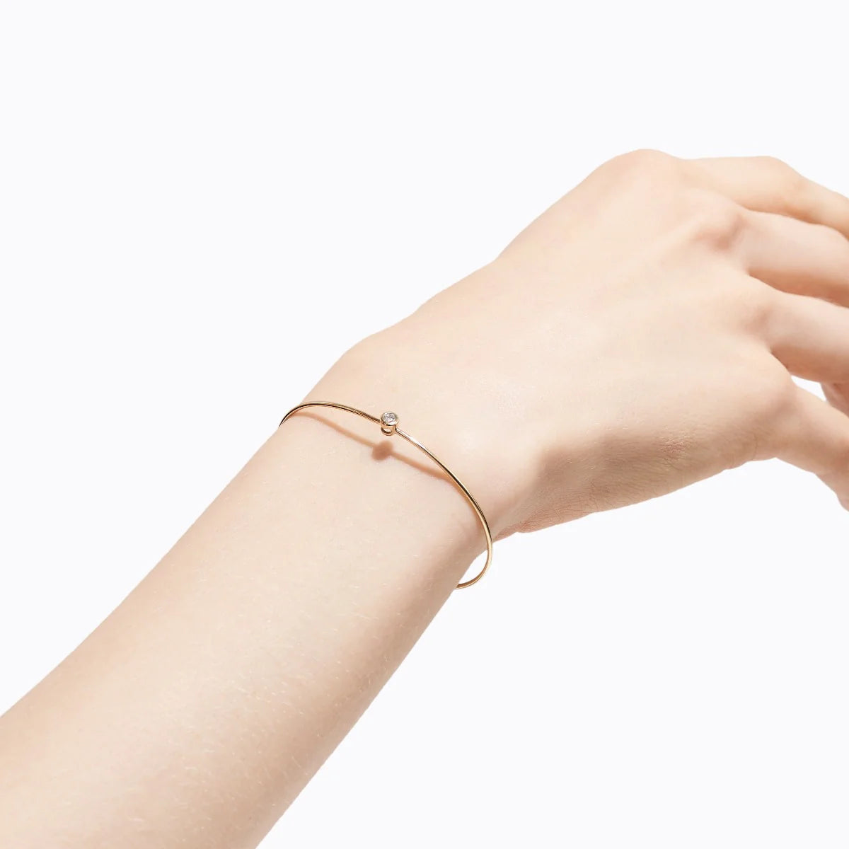 Single Stone Hoop Bracelet