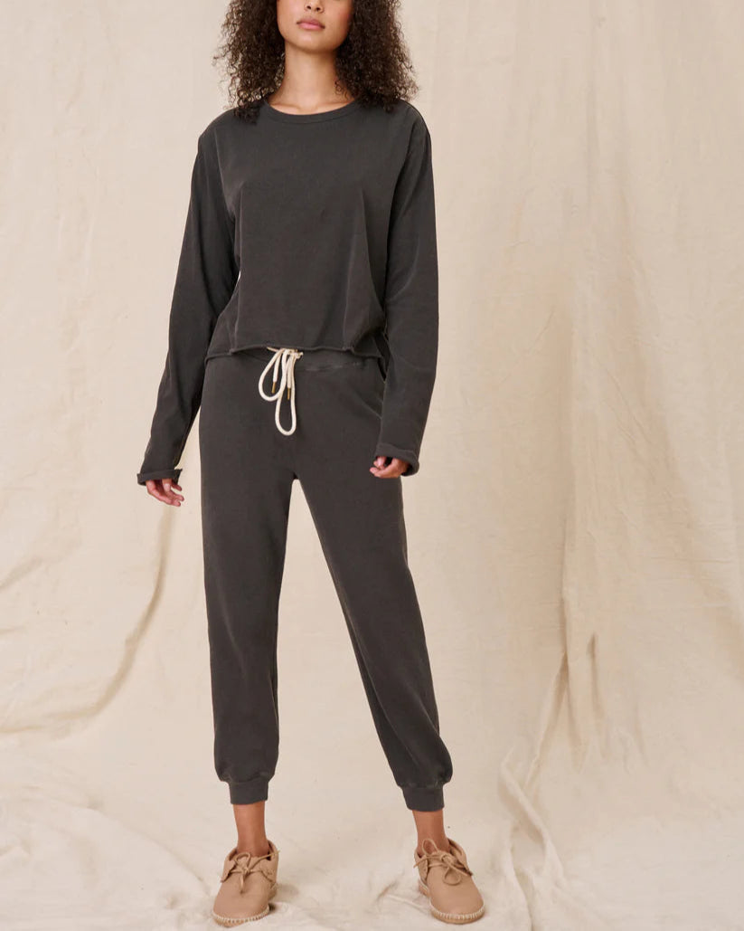 Longsleeve Crop Tee True Washed Black