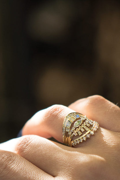 Totem Moonstone & Diamonds Ring