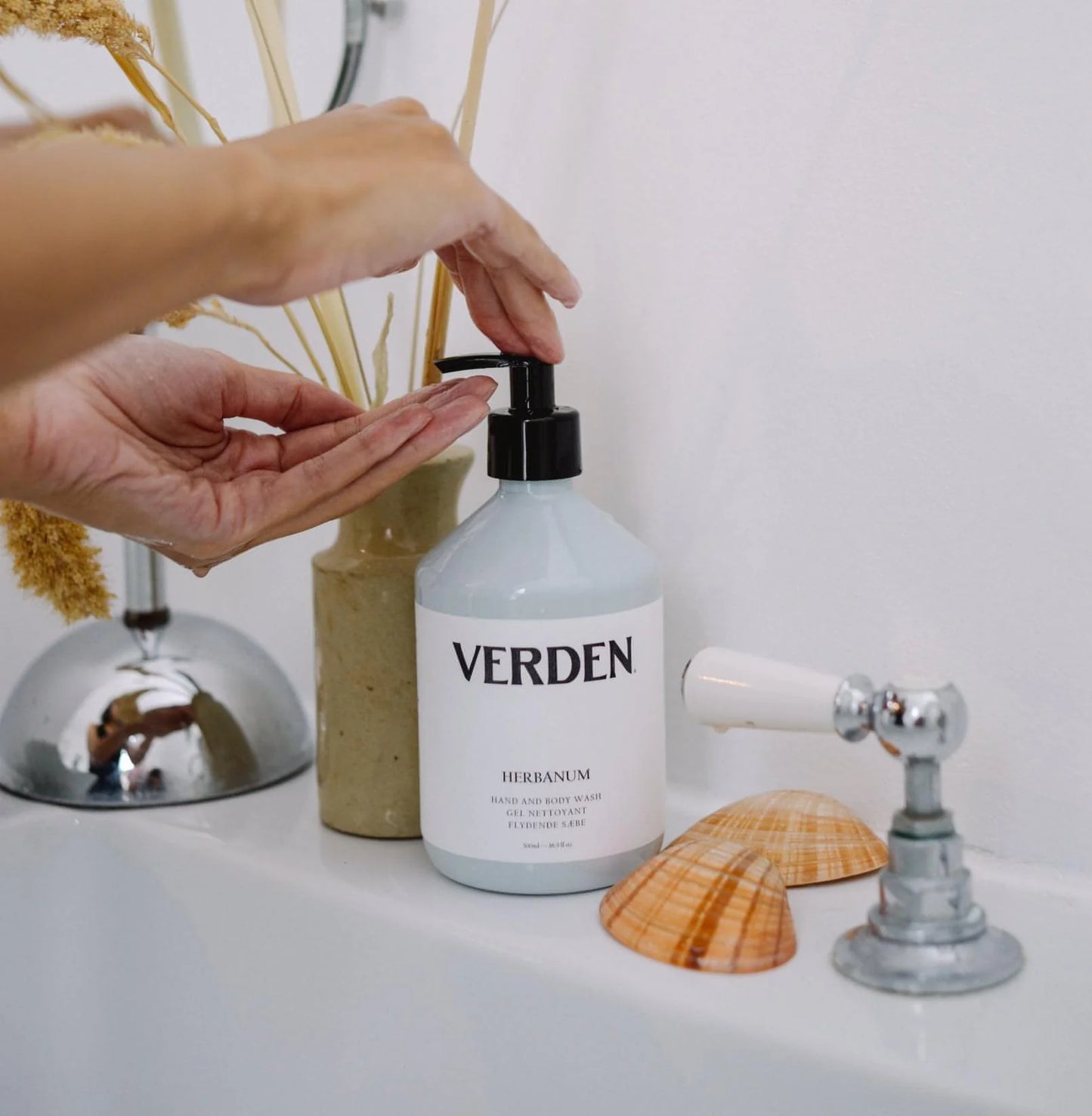 Herbanum Hand and Body Wash