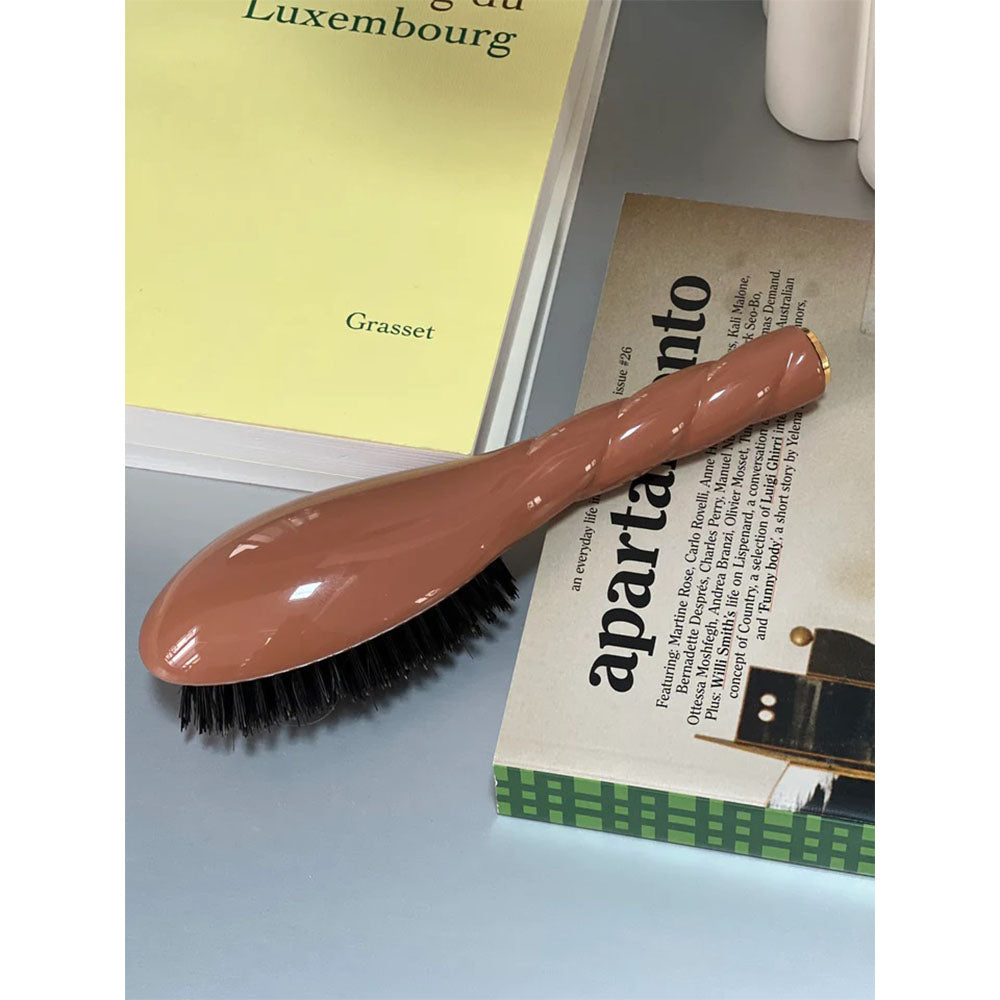 N.01 The Universal Small Hairbrush Brown