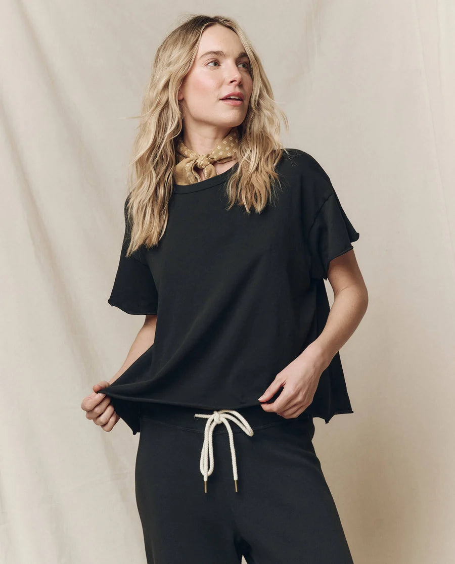 The Crop Tee Almost Black
