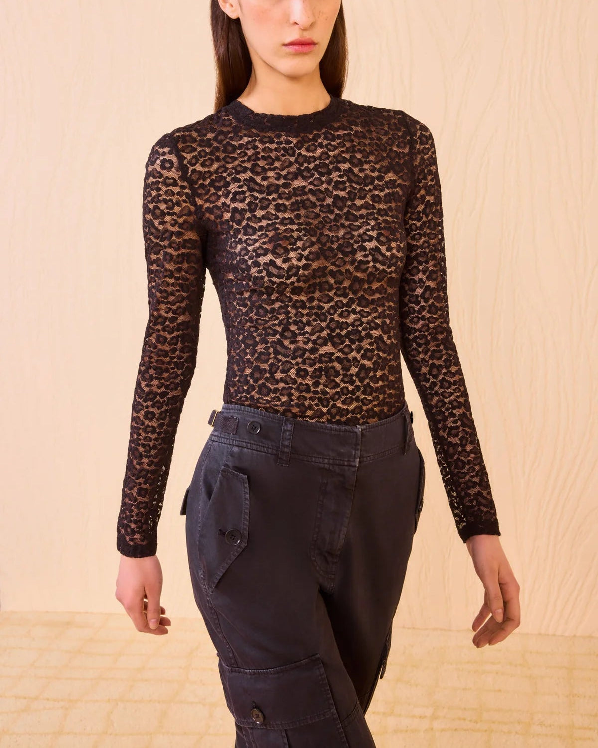 Anise Top Black