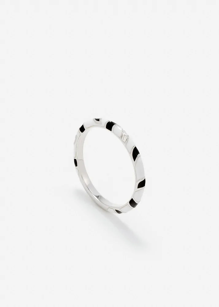 Zebra & White Gold Twisted Band