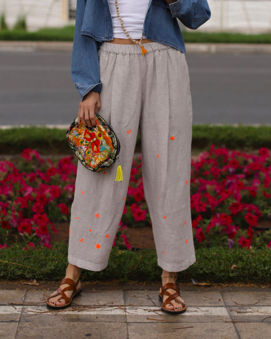 Embroidered Big Tuck Pants Gray