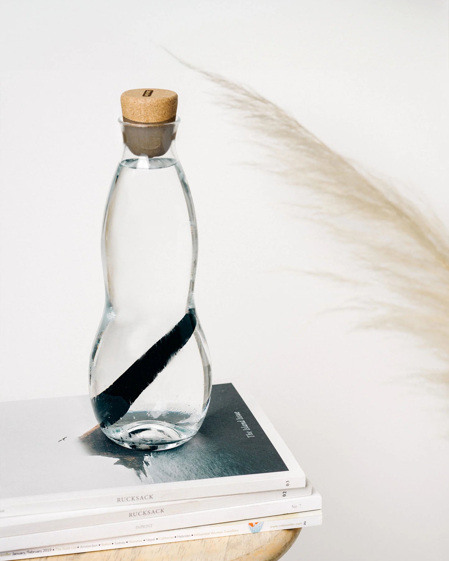 Eau Carafe with Charcoal Water Filter