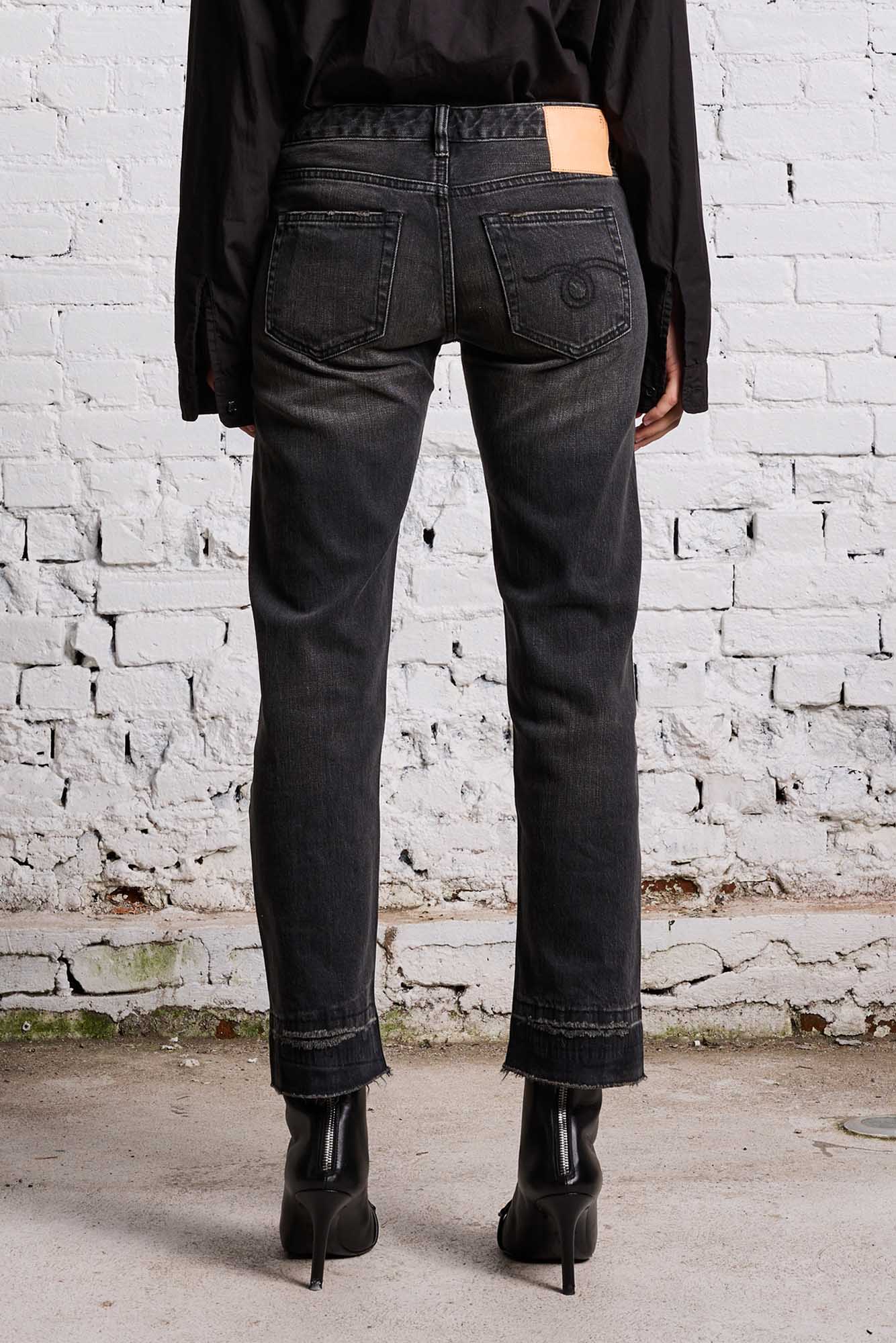 Boy Straight Jeans - Hart Selvedge Black