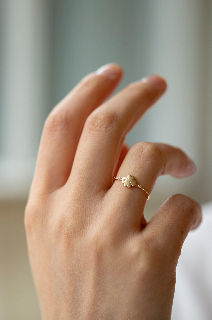 Earth Clover & Diamonds Ring