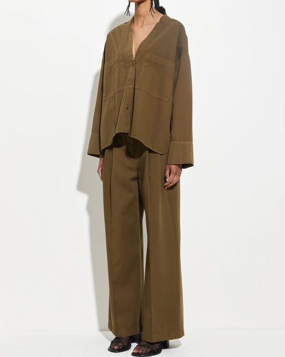 Tashvid V-Neck Shirt Olive