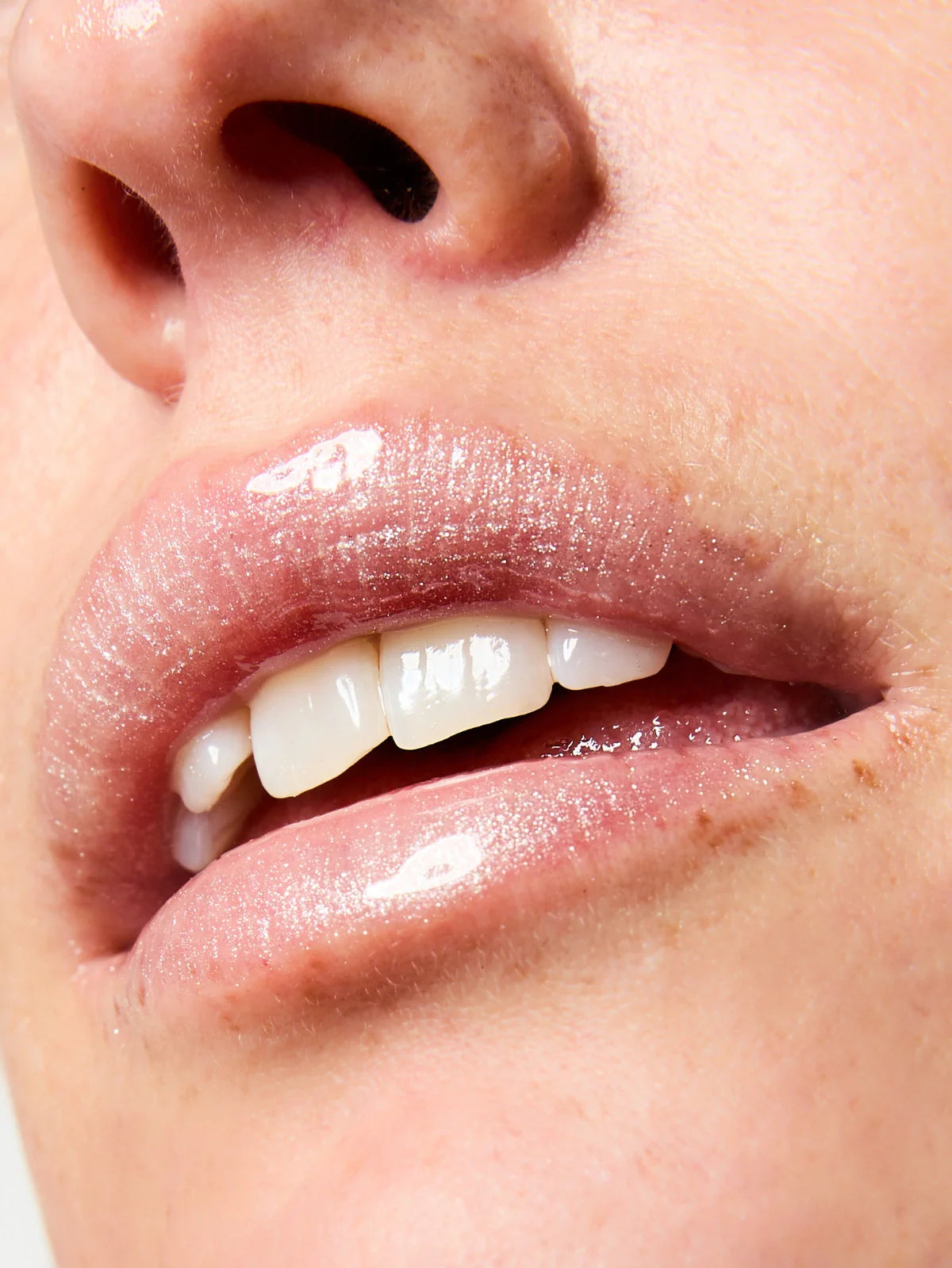 Plumping Lip Serum SPF30 + Peptides Glitter