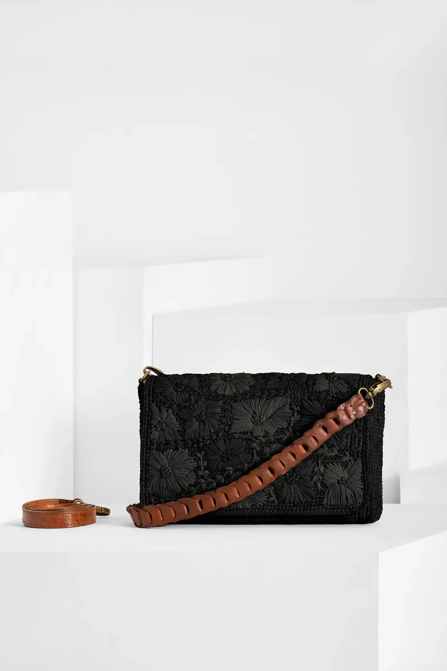 Ravina Raffia Baguette Bag Black