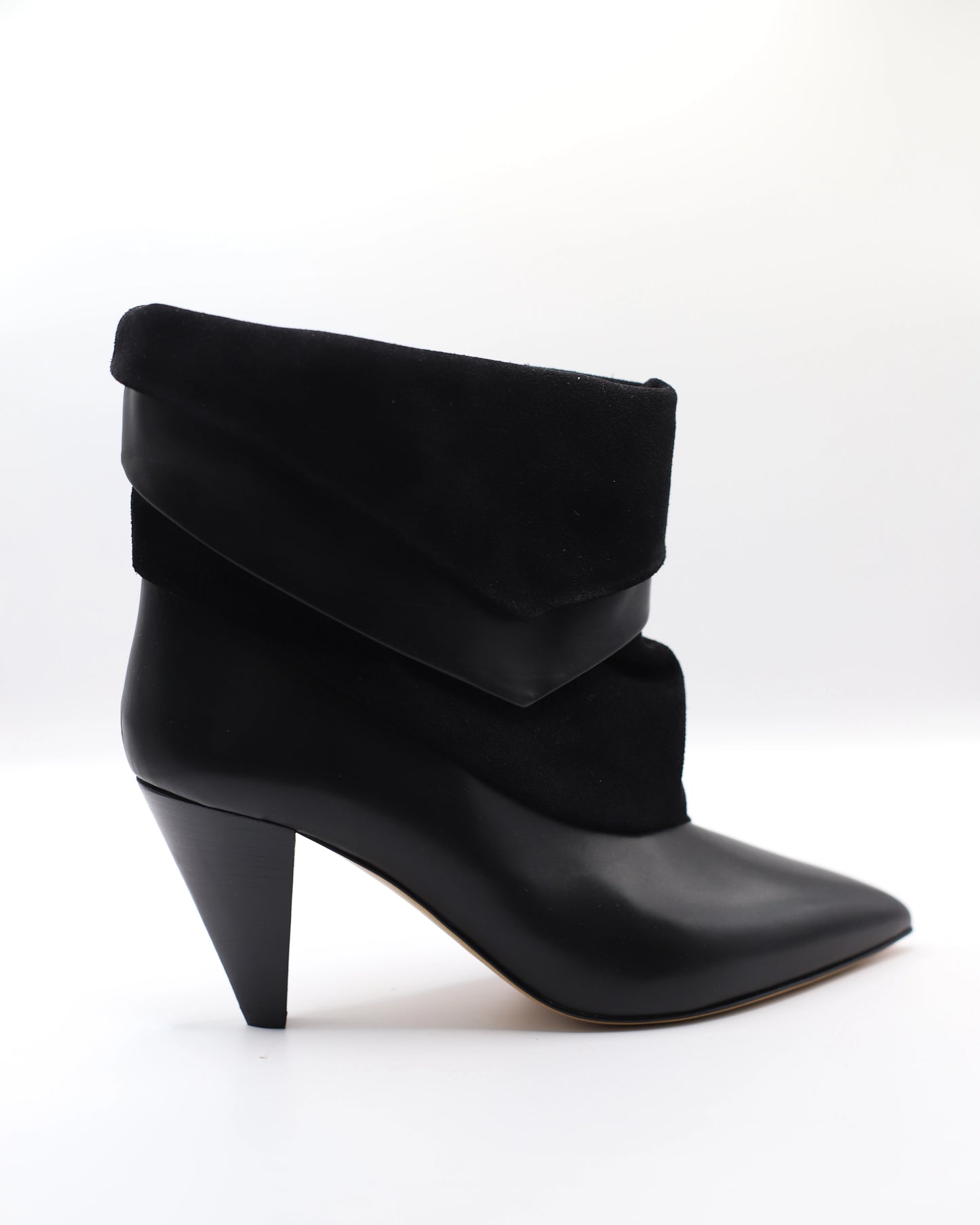 Lyone Boots Black