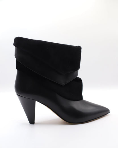 Lyone Boots Black