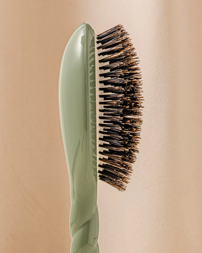 N.01 The Shine & Care HairBrush Green