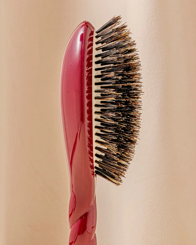 N.01 The Universal Hairbrush Cherry Red