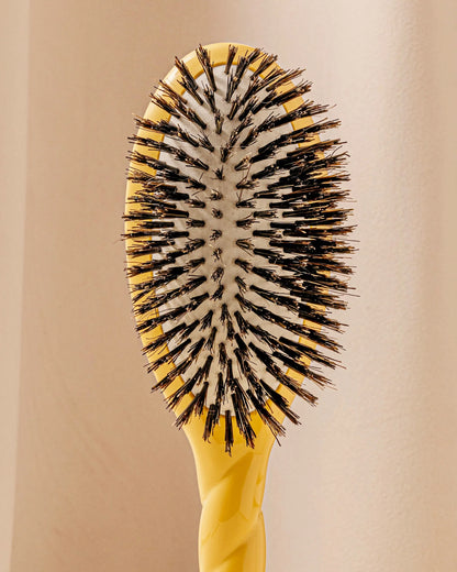 N.01 The Universal Hairbrush Yellow