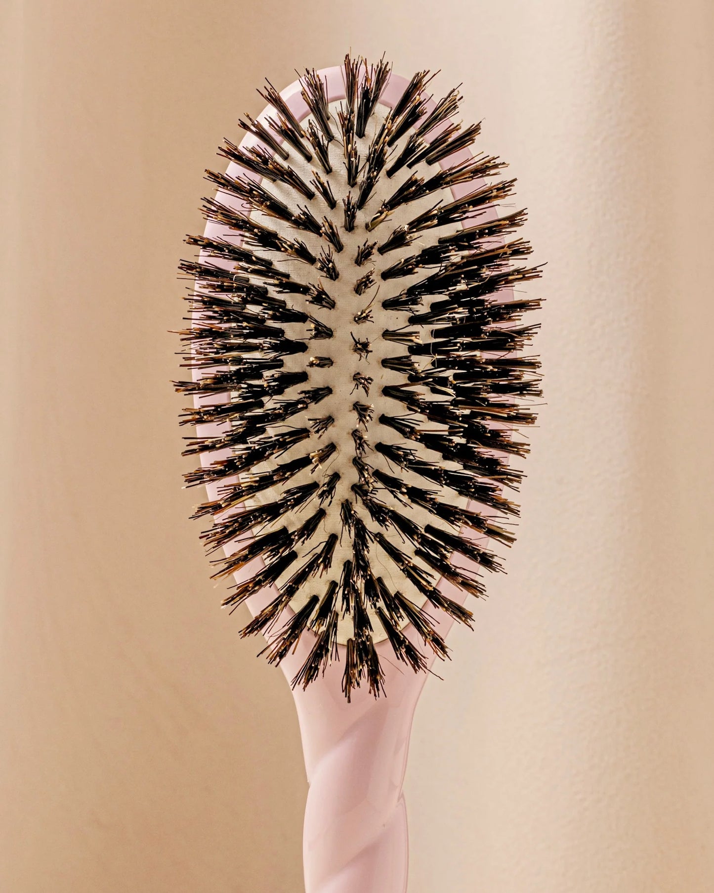 N.01 The Universal Hairbrush Pink