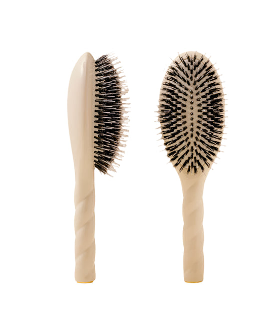 N.02 The Essential Detangling & Care Brush Cream