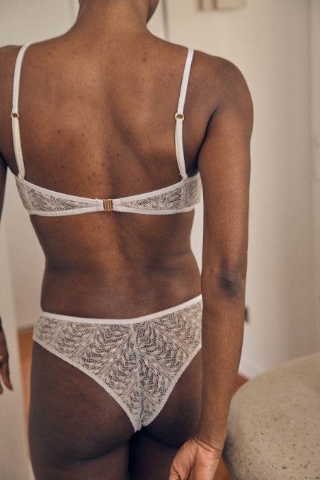 Zelda Triangle Bra Grey Lace