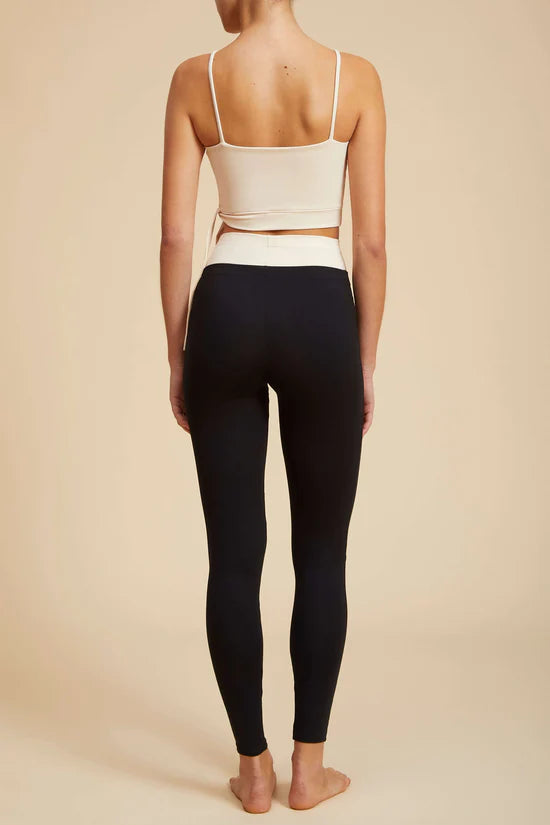 Senti Leggings - Black/ Mother of Pearl