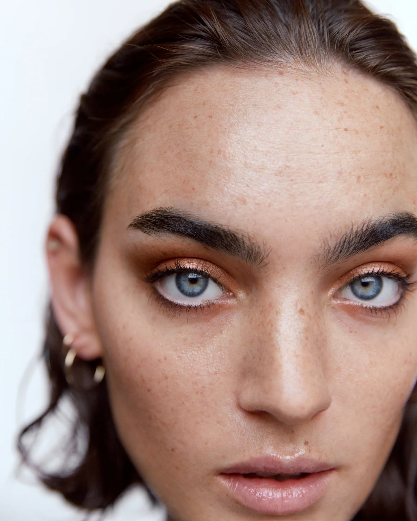 Eye Glow Color Chaminade