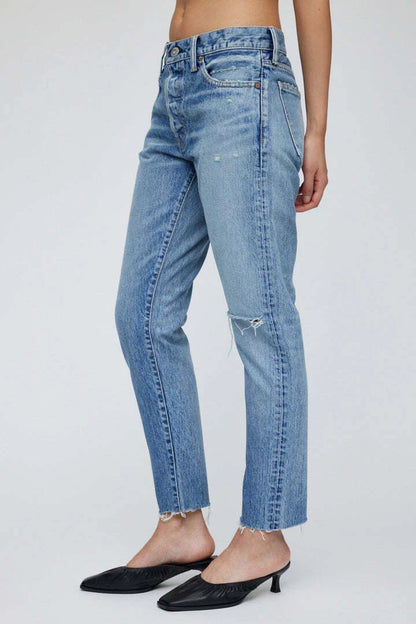 Wanakah Tapered Mid Length Jean Light Blue