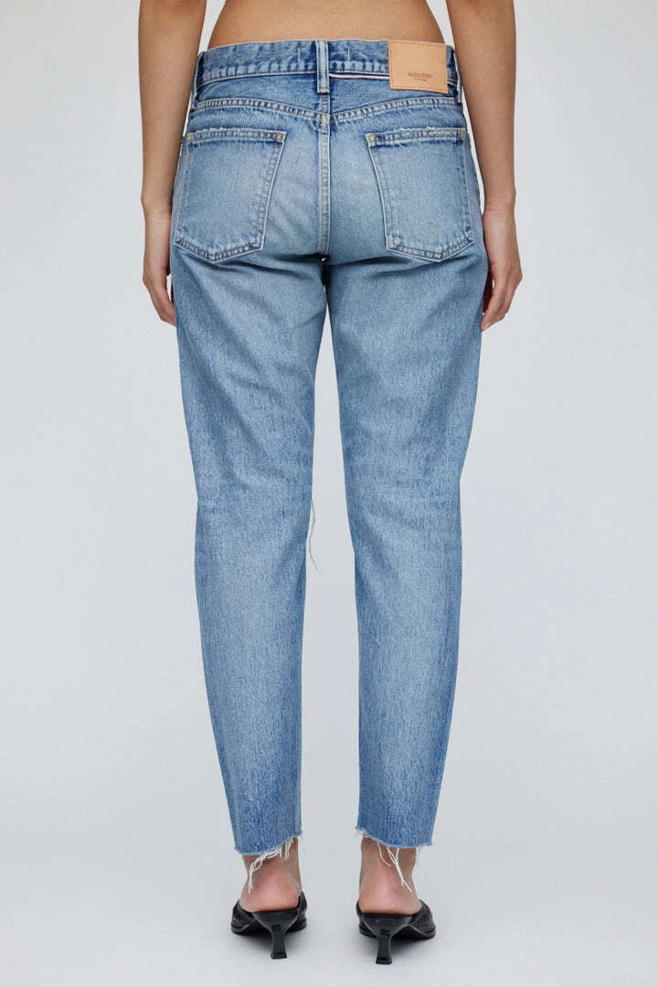 Wanakah Tapered Mid Length Jean Light Blue