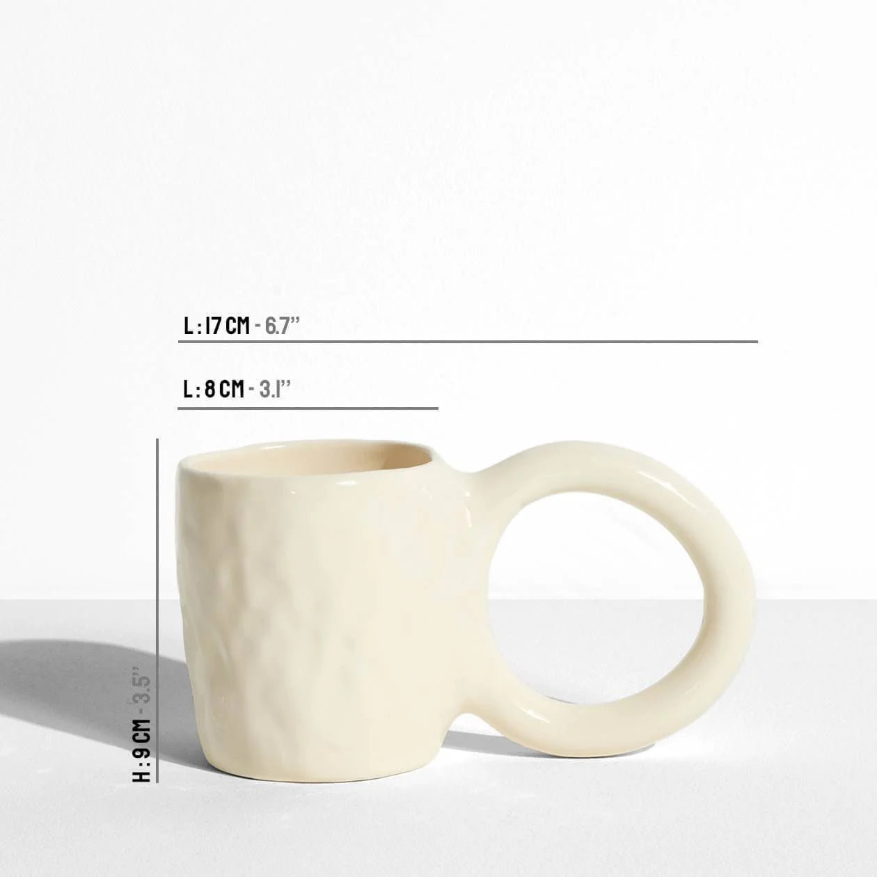 Vanilla Donut Mug - Pia Chevalier