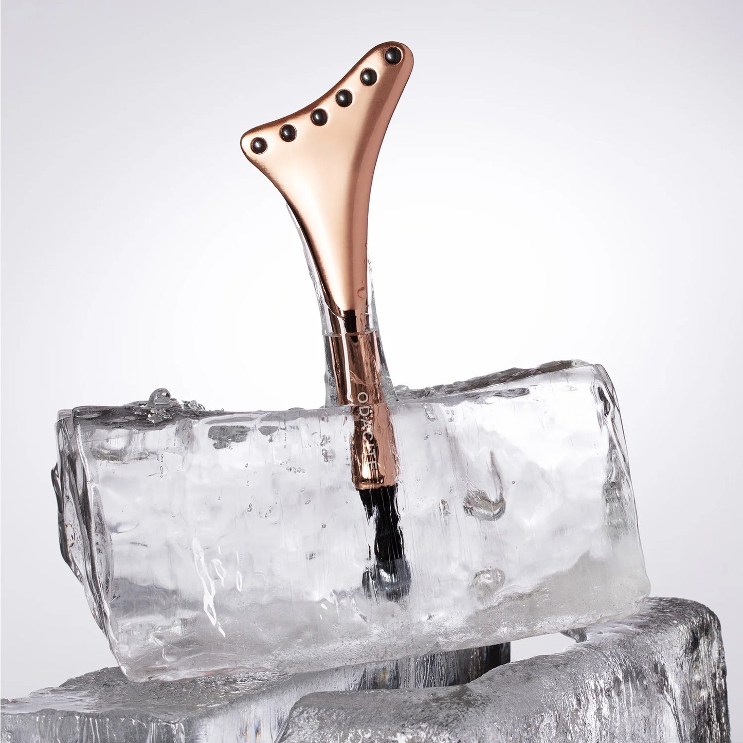 Cryo-Tech Facial Tool
Powered by Terahertz