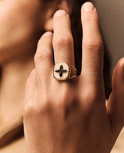 Bowie N2 Ring White Onyx