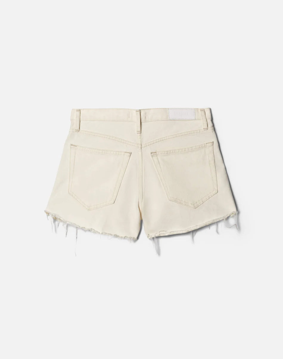 The Breezy Short Cream