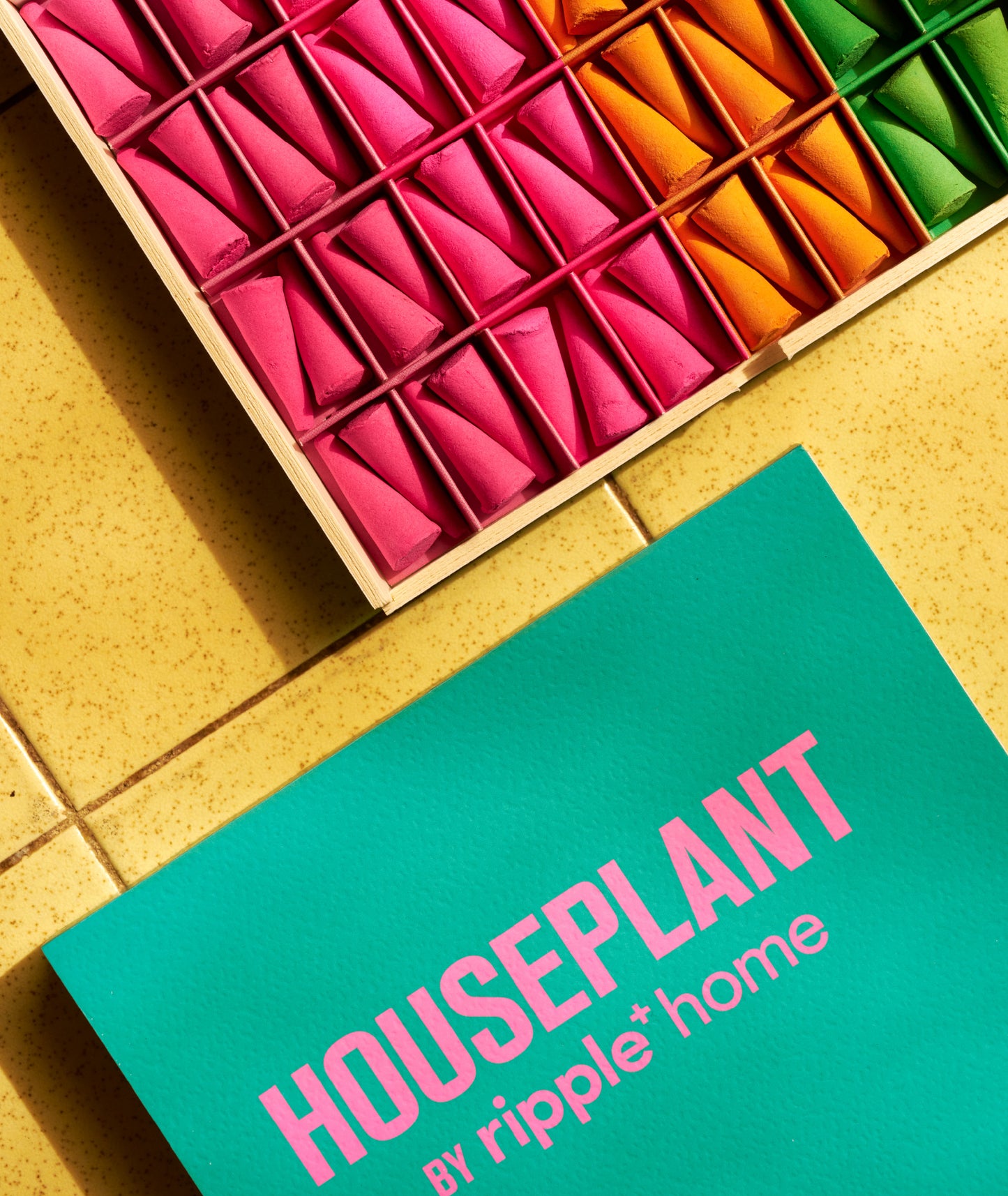 Ripple+ Ash & Scent Set - Home - Comptoir 102 - Dubai