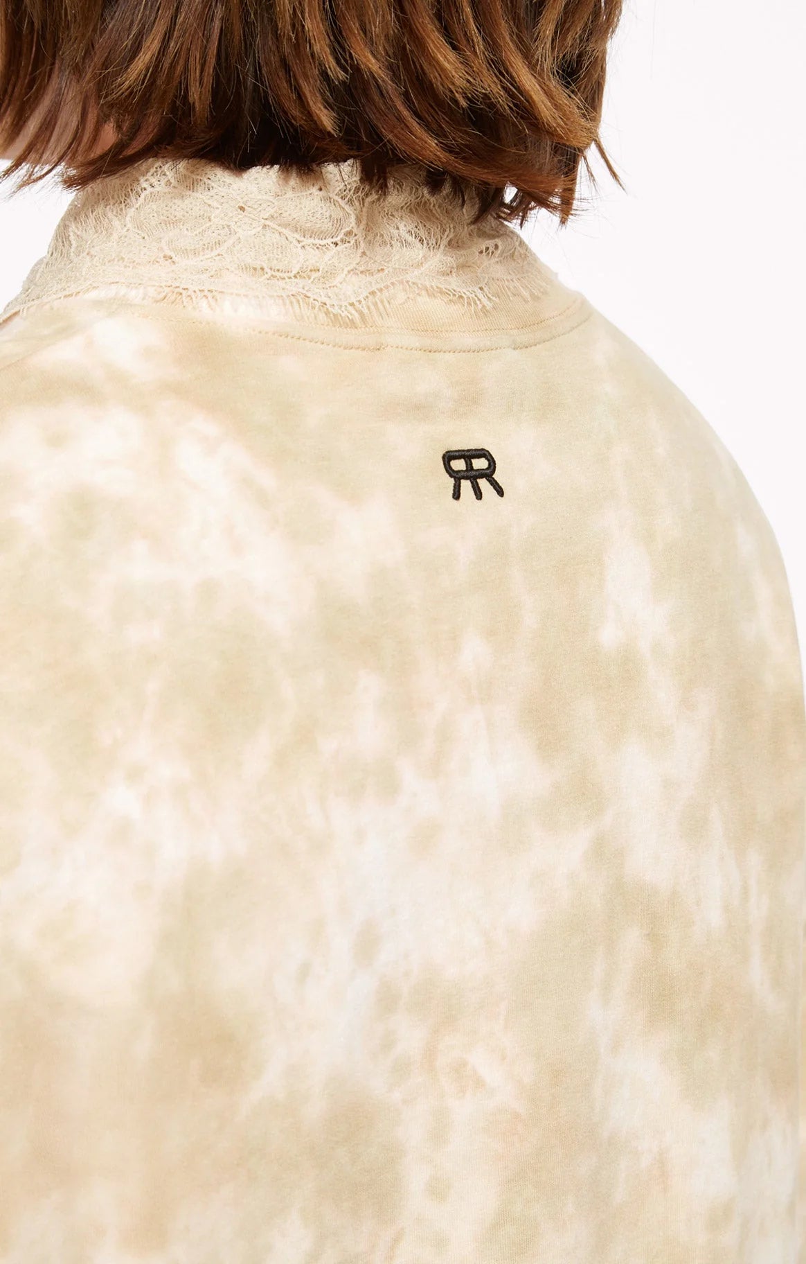 Bart Longsleeve T-Shirt Beige