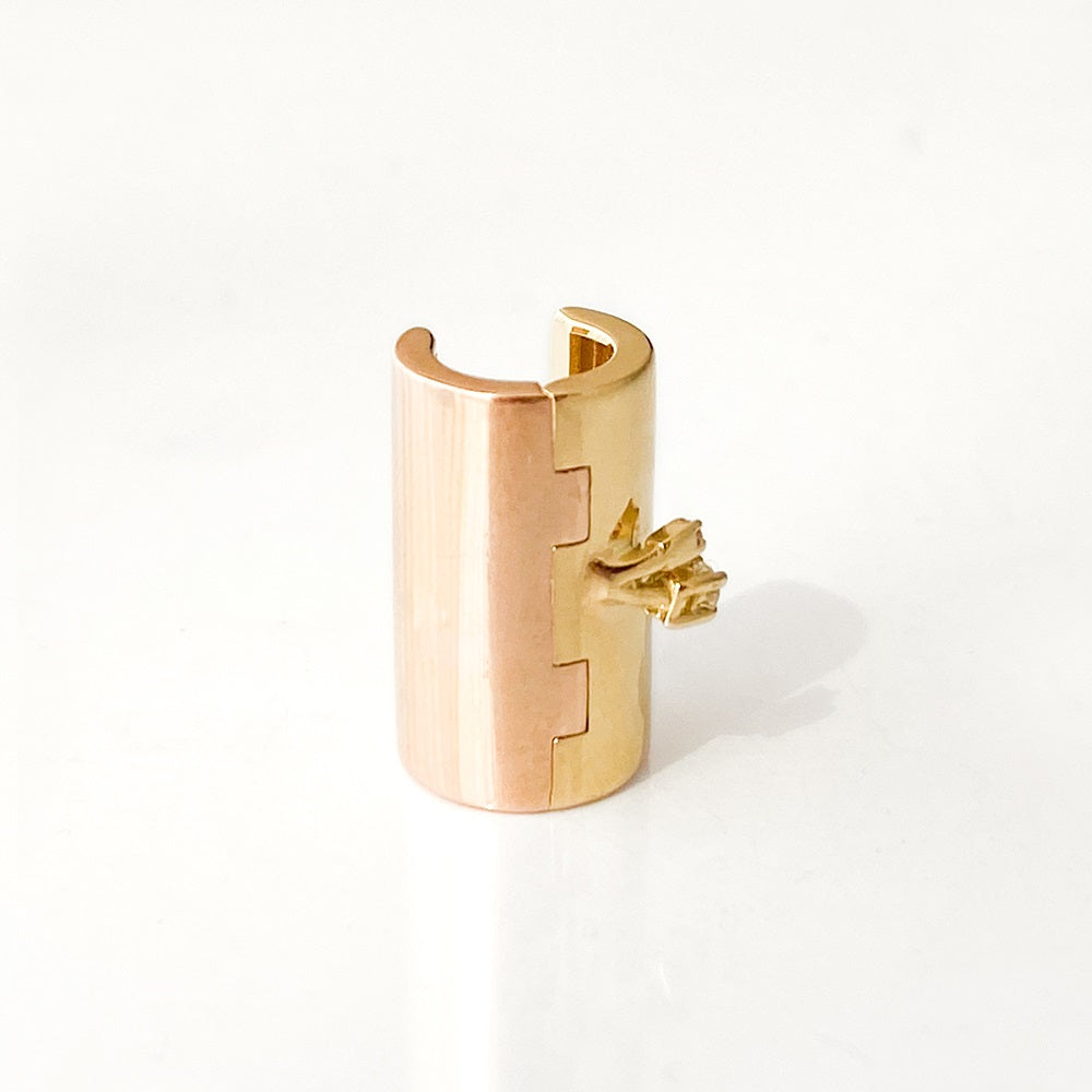 Tube Classic Gold and Diamond Earring
