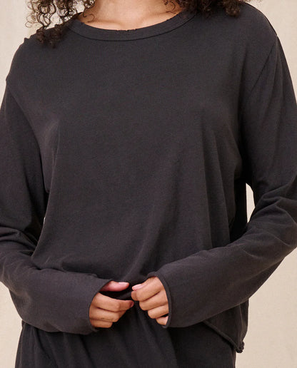 Longsleeve Crop Tee Almost Black