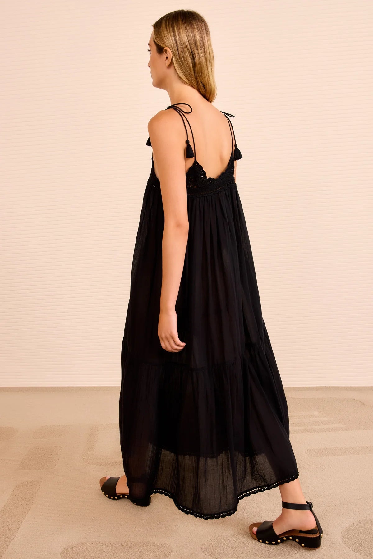 Linnea Coverup Dress with Crochet Detail Noir