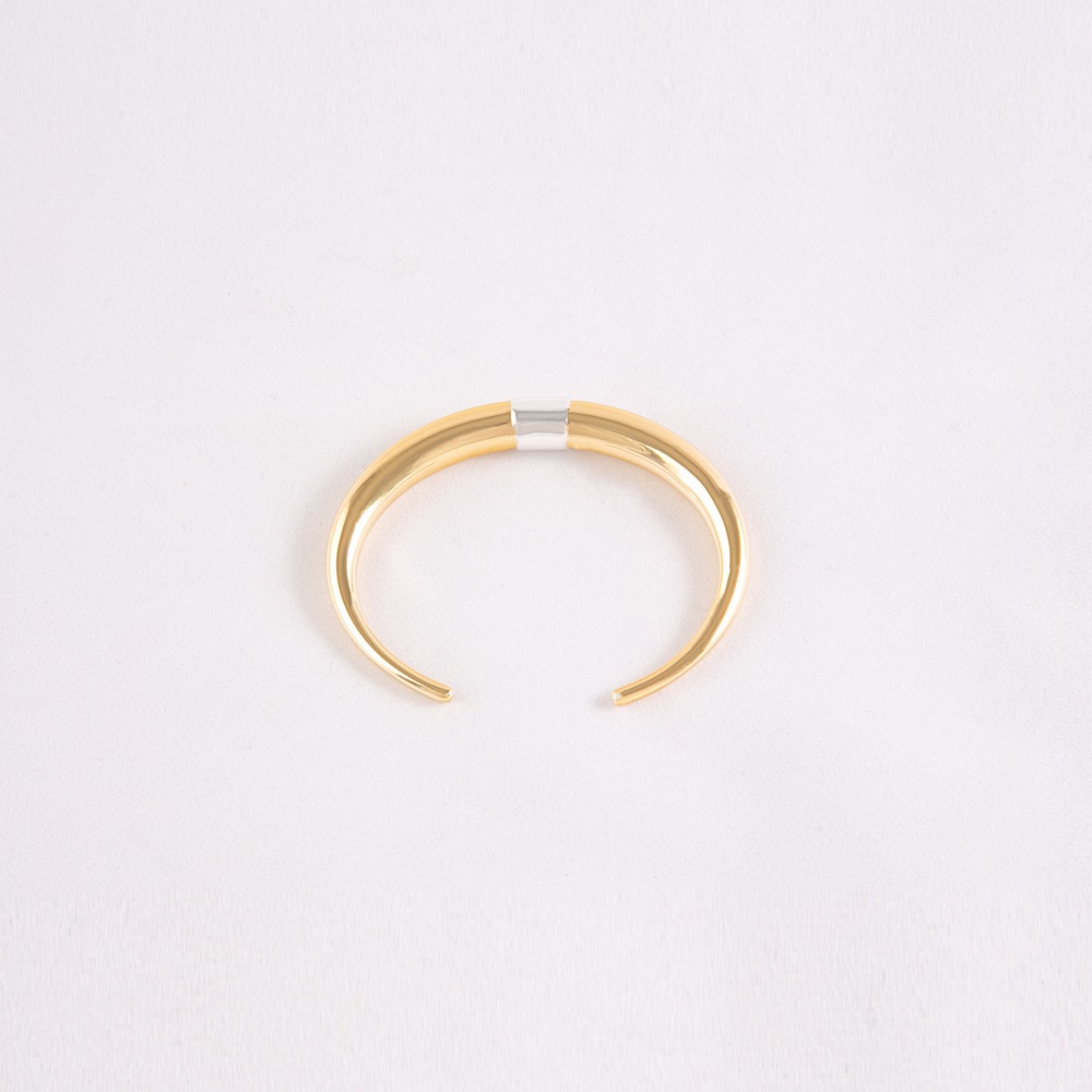 magali-pont-horn-bracelet-gold.jpg