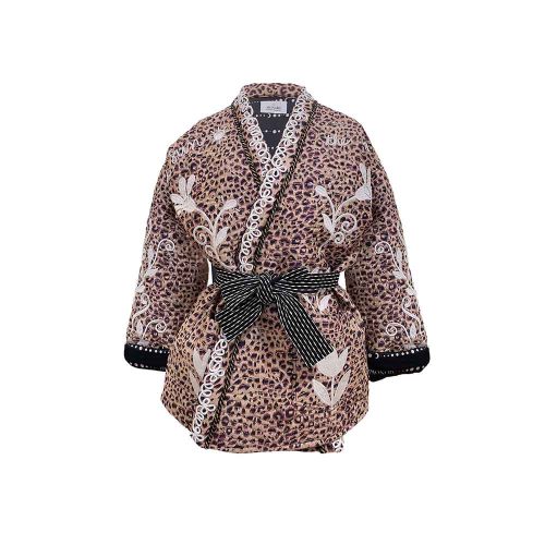 Leo Paso Kimono from Monoki is a Limited edition, silk kimono. Entirely embroidered with pearls.